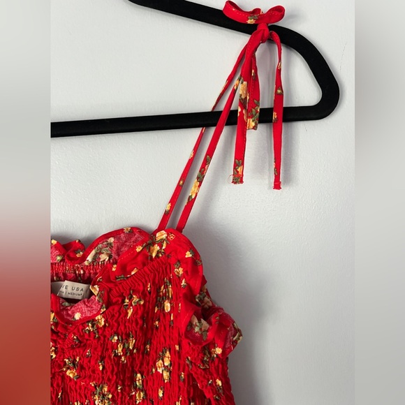 Active USA Floral Crop Top in Red/Yellow, Size Medium - Picture 3 of 5